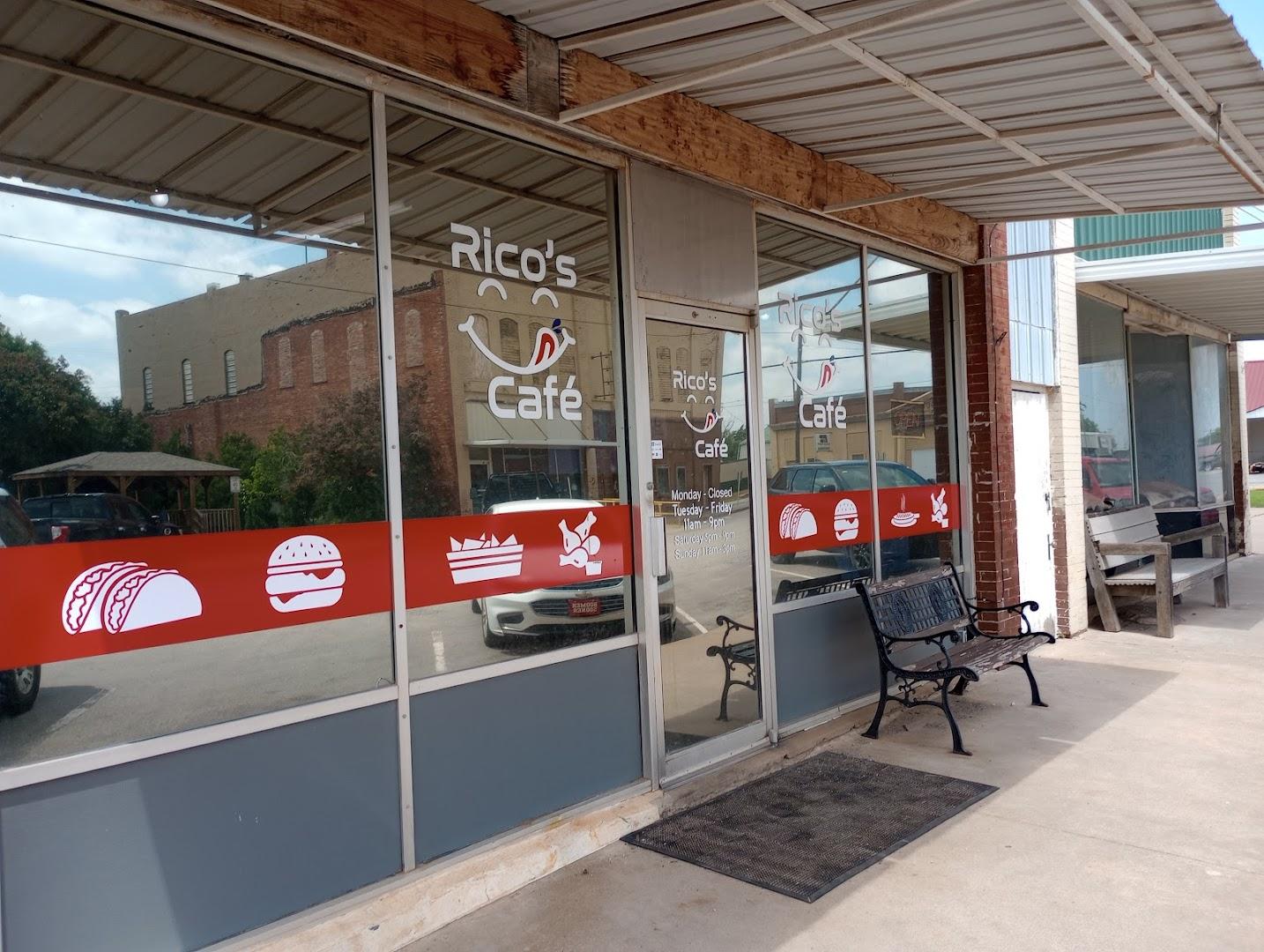 Rico's Cafe